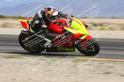 media/Mar-10-2024-SoCal Trackdays (Sun) [[6228d7c590]]/12-Turn 14 Inside (145pm)/